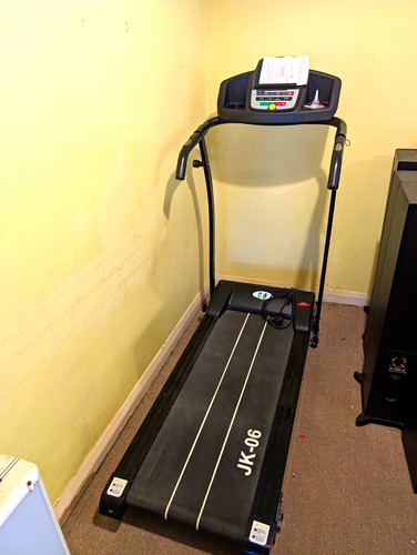 Electric motorised treadmill - motorised,