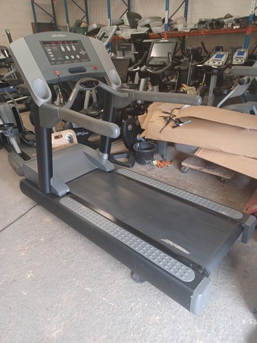 Life fitness treadmill - life,